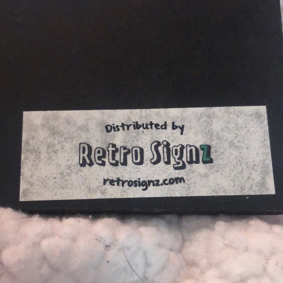 Retro Sign: LIVE - Picture 10 of 12